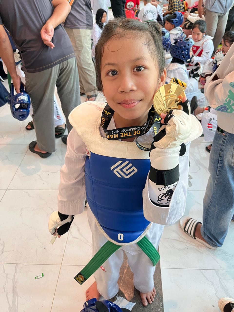 e4f7288483ba4f0dbb4aea860e82e844