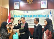 Kesbangpol Kota Depok Hadir Santunan Yatim Dari Dr. Dudi Mi’raz Imaduddin, M.Si selaku Kepala Badan Kesbangpol